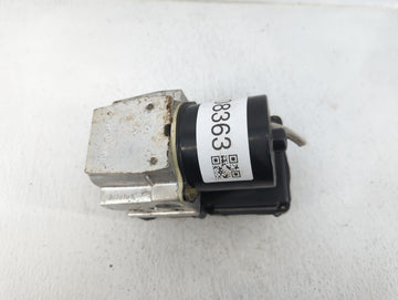 2004 Volkswagen Rabbit Anti-Lock Brake ABS Pump Module Actuator OEM P/N:P52121407AB Fits OEM Used Auto Parts