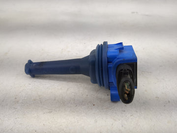 2004 Volvo V70 Ignition Coil Igniter Pack 1482248
