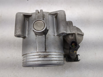 2004 Volvo V70 Throttle Body P/N:30650013 0 280 750 103 Fits OEM Used Auto Parts