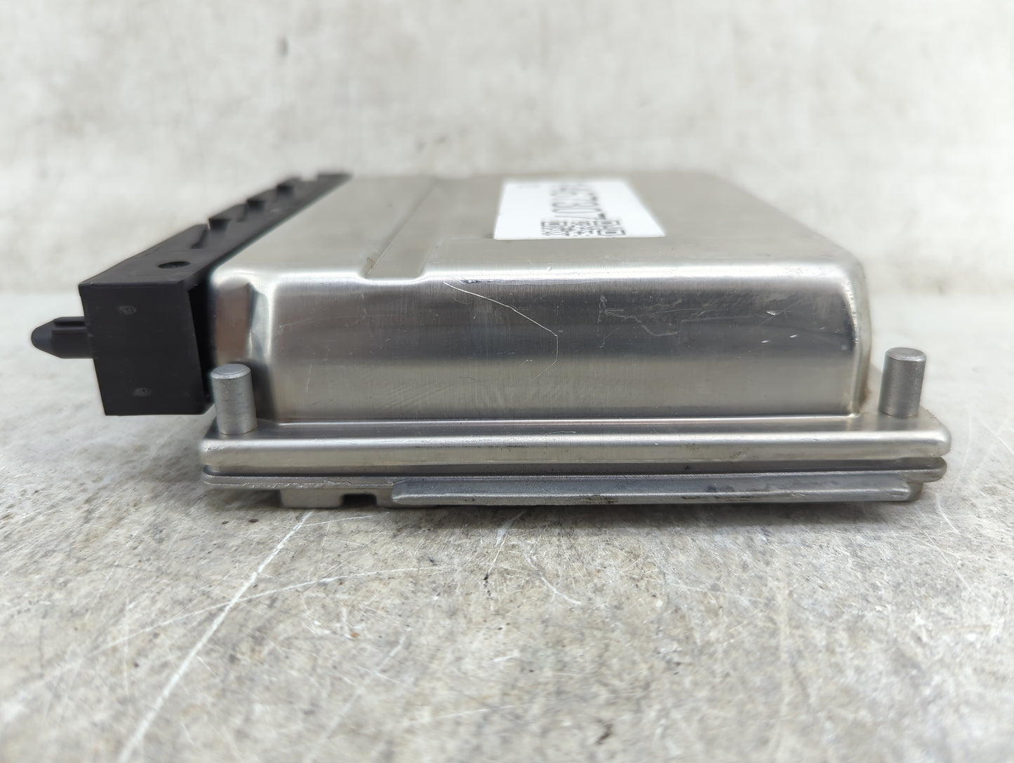 2004 Volvo Volvo 60 Series PCM Engine Control Computer ECU ECM PCU OEM P/N:08675760 A 0261207712 Fits Fits 2002 2003 OEM Use
