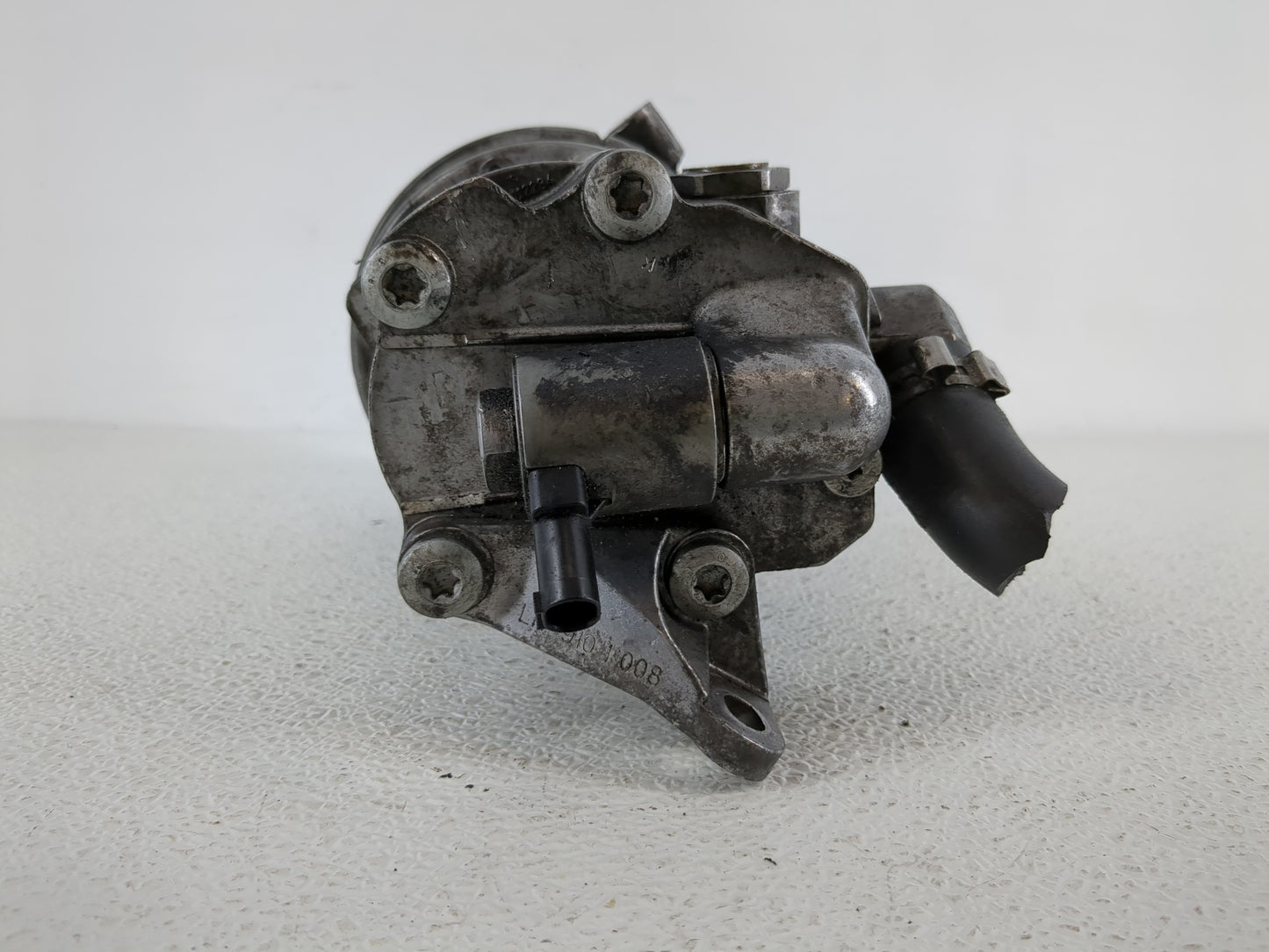 2004-2005 Bmw 645ci Air Conditioning A/c Ac Compressor Oem - Oemusedautoparts1.com