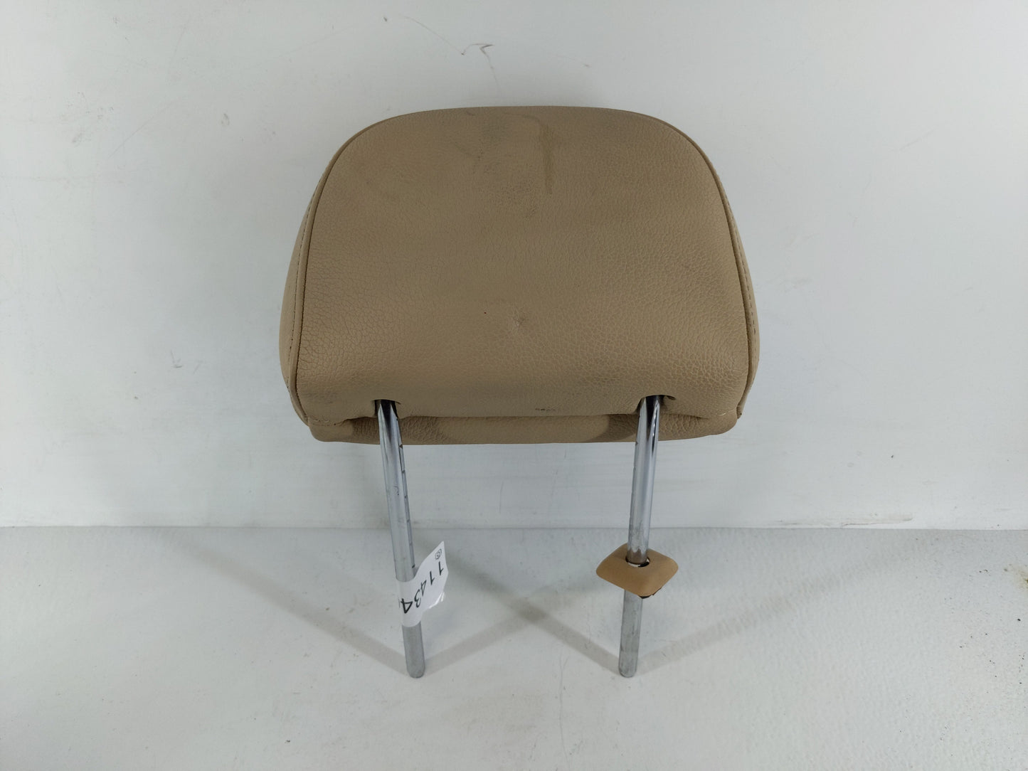 2004-2006 Bmw X3 Headrest Head Rest Front Driver Passenger Seat Fits Fits 2004 2005 2006 OEM Used Auto Parts - Oemusedautopa