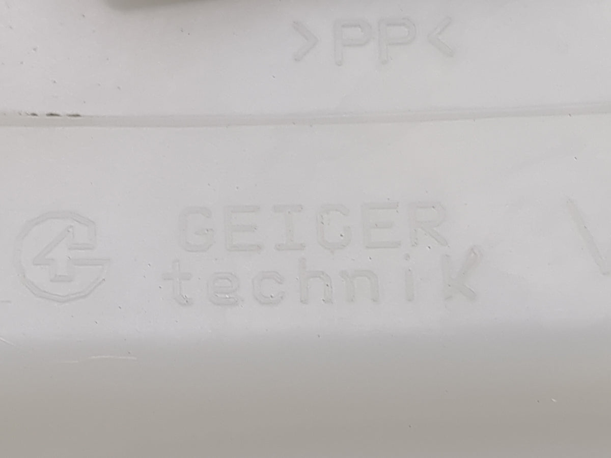 2004-2010 Bmw X3 Windshield Washer Fluid Reservoir Bottle Oem - Oemusedautoparts1.com