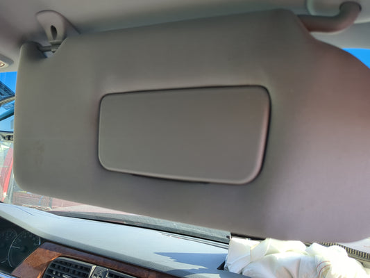 2005-2009 Buick Lacrosse Sun Visor Shade Replacement Passenger Right Mirror Fits Fits 2005 2006 2007 2008 2009 OEM Used Auto Parts