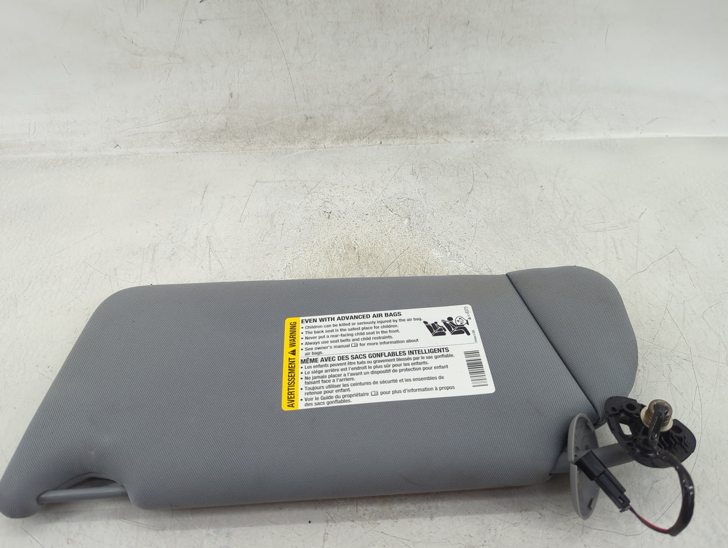 2005-2009 Buick Lacrosse Sun Visor Shade Replacement Passenger Right Mirror Fits Fits 2005 2006 2007 2008 2009 OEM Used Auto
