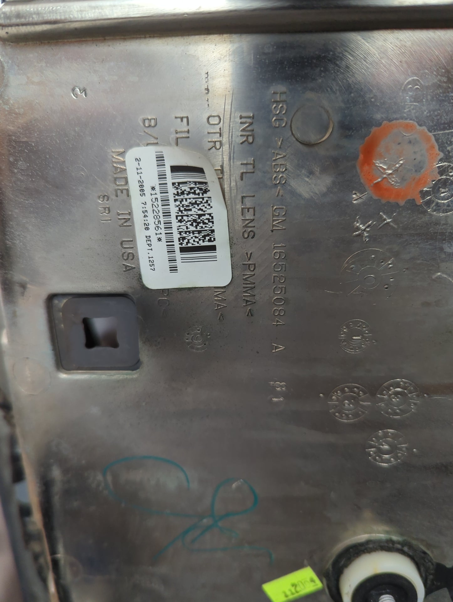 2000-2005 Buick Lesabre Passenger Right Side Deck Lid Mounted Tail Light - Oemusedautoparts1.com
