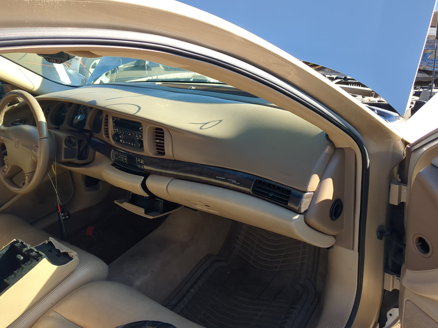 2001-2005 Buick Lesabre Air Bag Passenger Right Dashboard OEM Fits Fits 2001 2002 2003 2004 2005 OEM Used Auto Parts - Oemus
