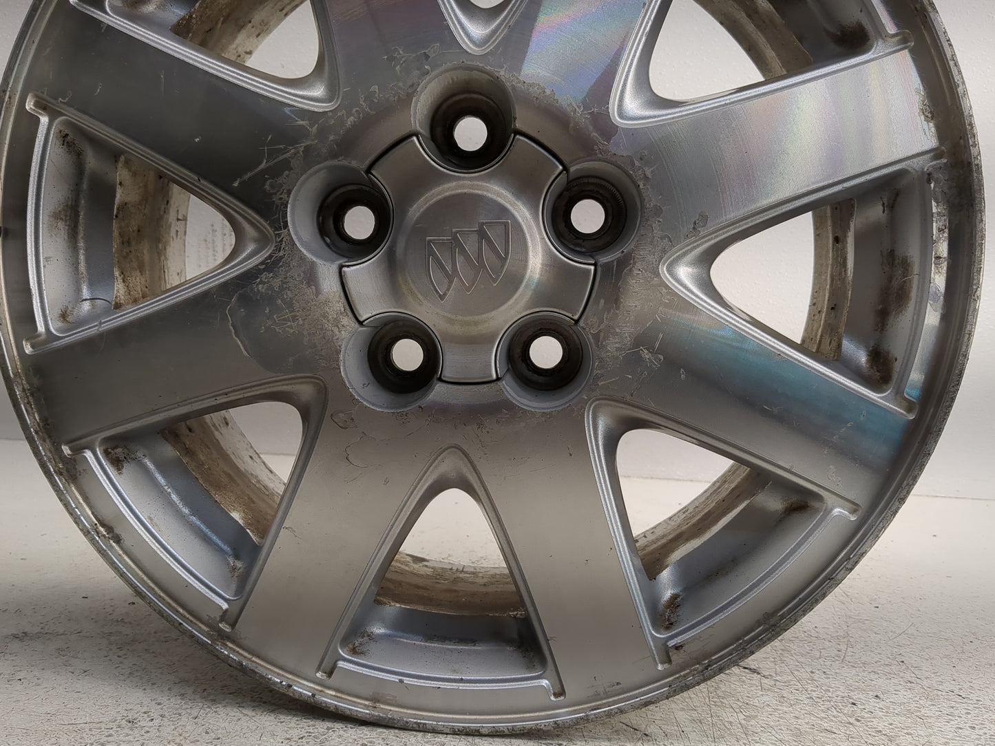 2004-2005 Buick Park Avenue Oem Wheel Rim 1250573 - Oemusedautoparts1.com