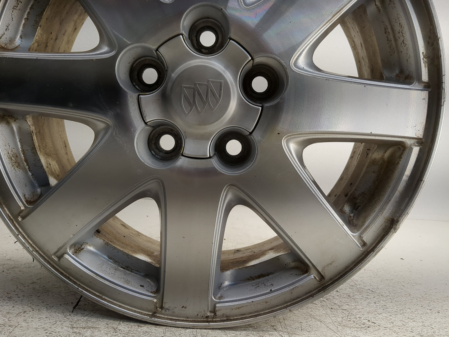 2004-2005 Buick Park Avenue Oem Wheel Rim 1250581 - Oemusedautoparts1.com