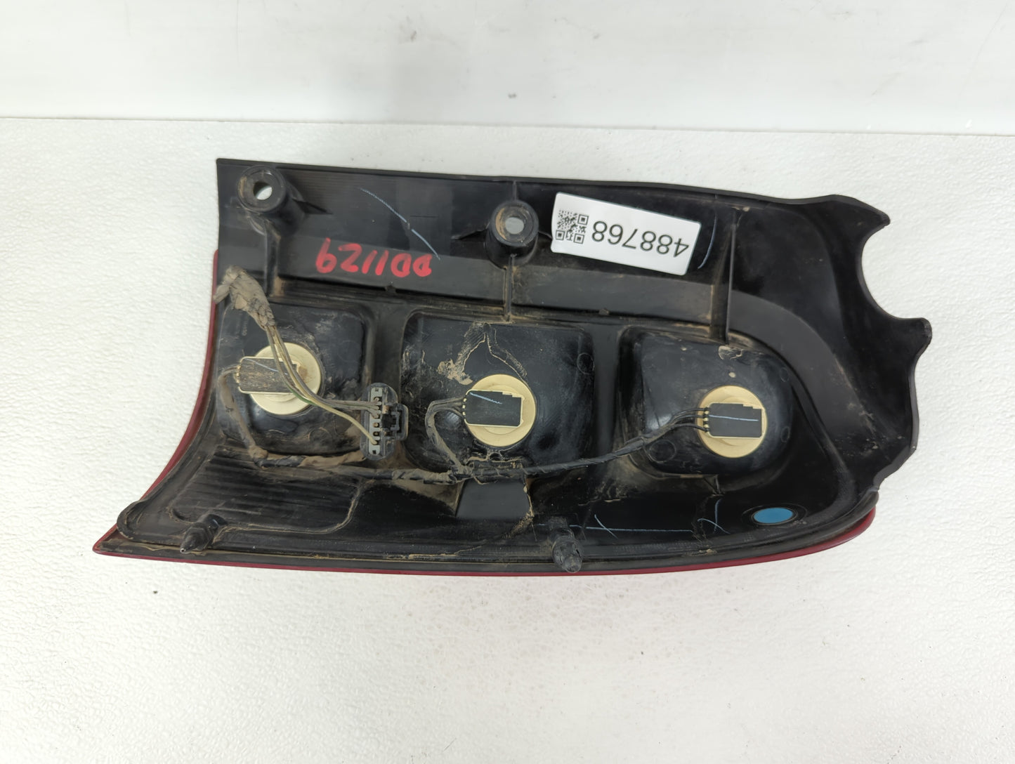 2005-2007 Buick Terraza Tail Light Assembly Driver Left OEM P/N:15216490 Fits Fits 2005 2006 2007 2008 2009 OEM Used Auto Pa