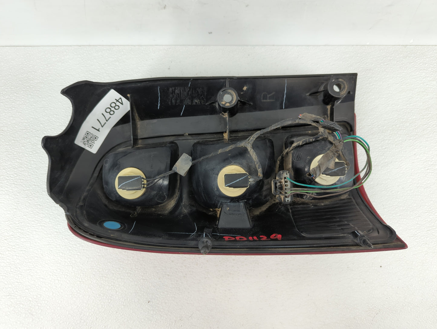 2005 Buick Terraza Tail Light Assembly Passenger Right OEM Fits OEM Used Auto Parts - Oemusedautoparts1.com