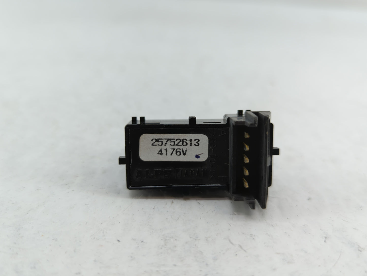 2003-2007 Cadillac Cts Master Power Window Switch Replacement Driver Side Left P/N:25752613 25749090 Fits OEM Used Auto Part
