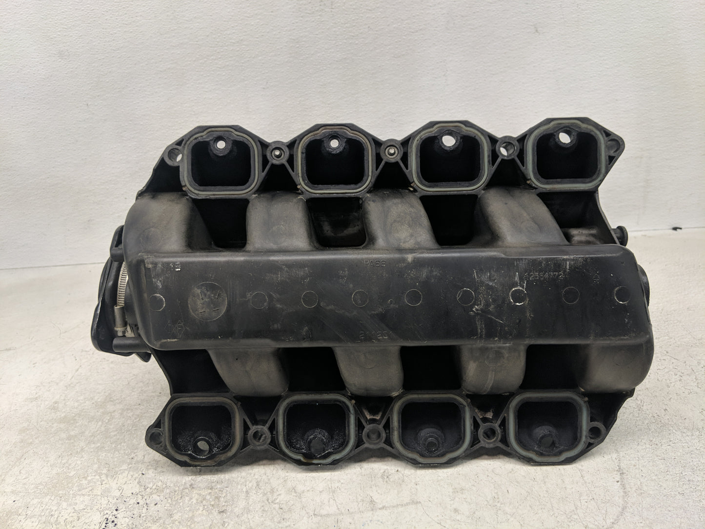 2005 Cadillac Deville Air Intake Manifold P/N:12564773 911-010 Fits OEM Used Auto Parts - Oemusedautoparts1.com