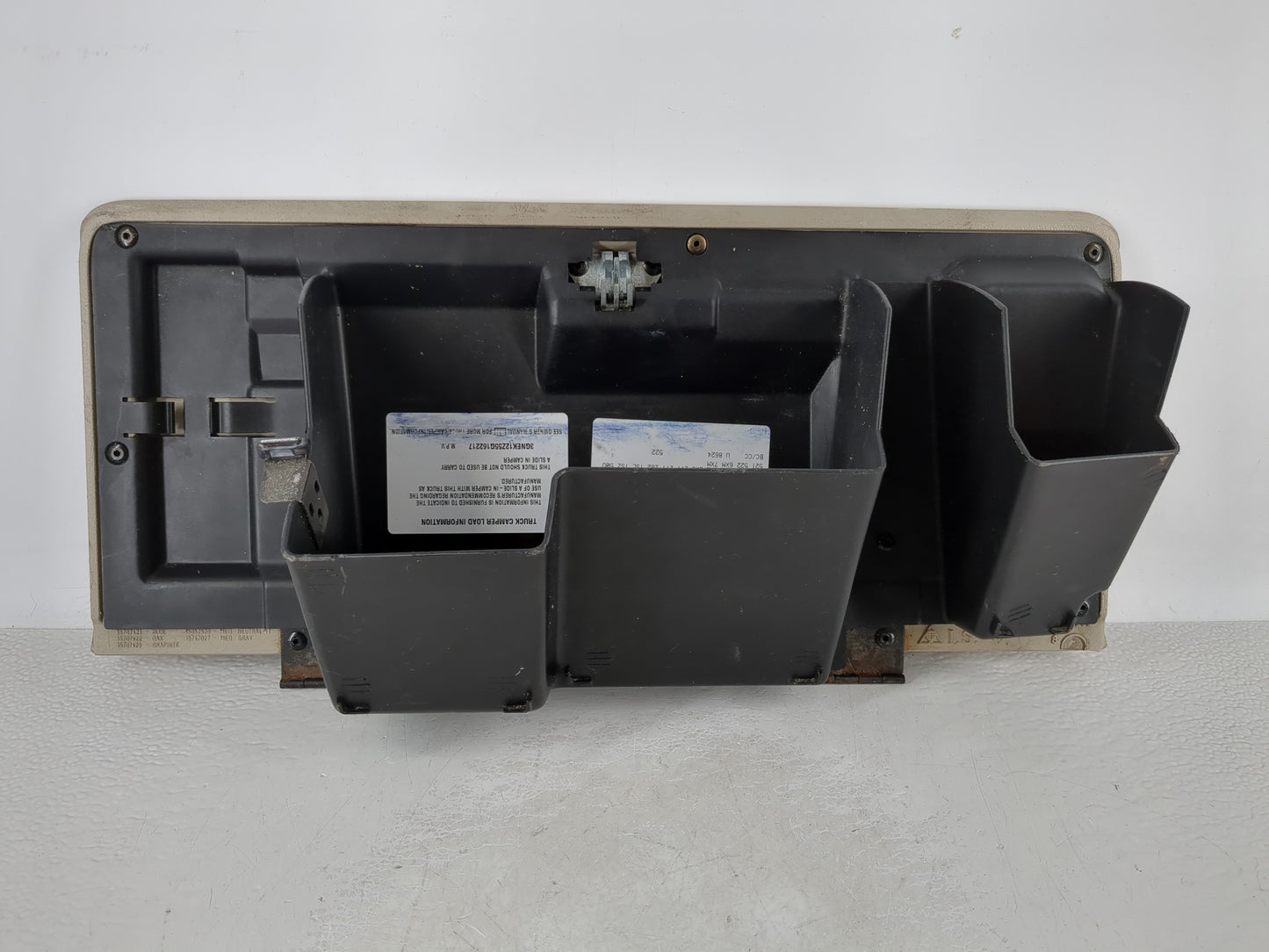 2005 Chevrolet Avalanche Passenger Glove Box Door Storage Compartment 1088282 - Oemusedautoparts1.com