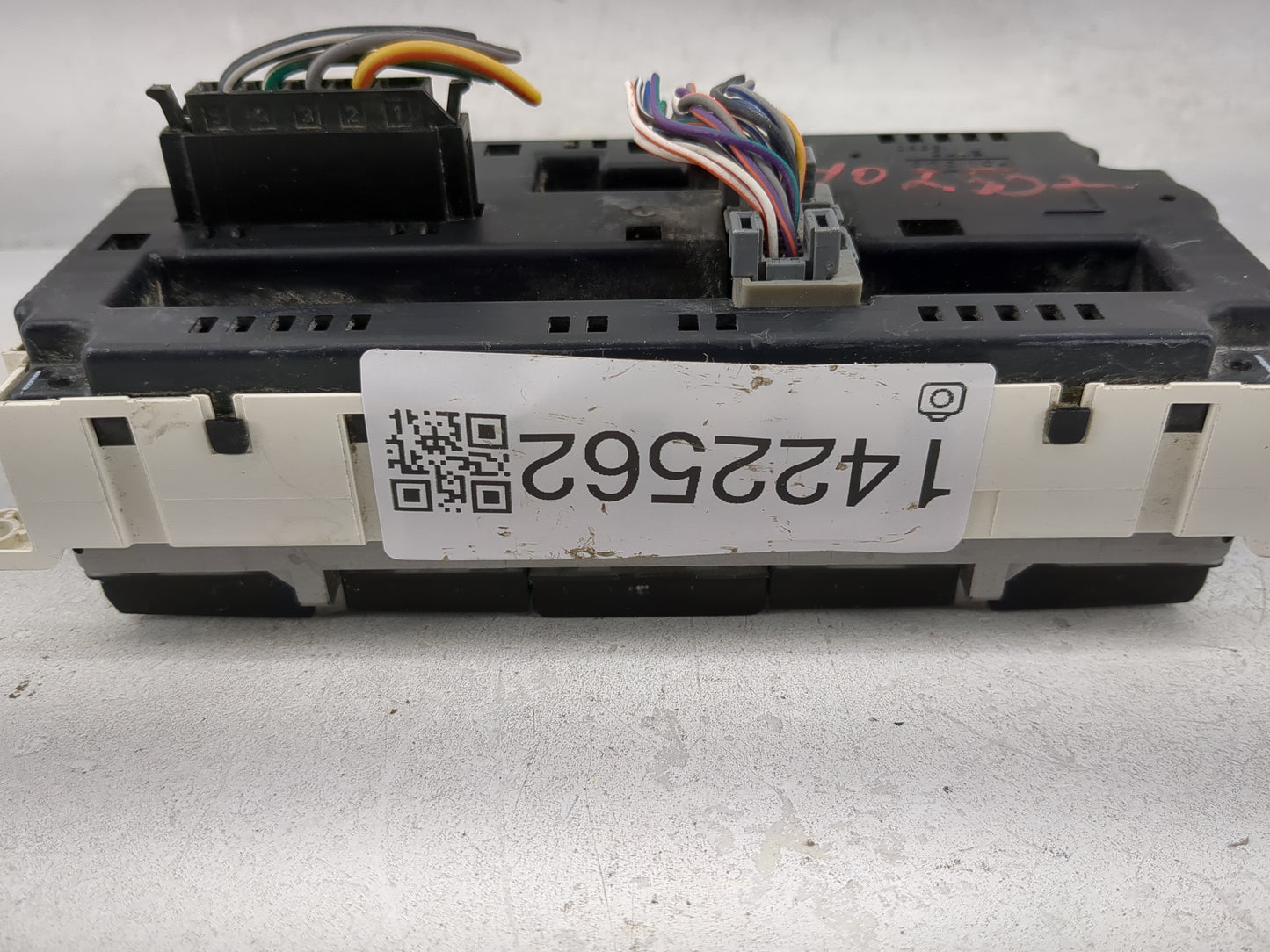 2005-2006 Chevrolet Avalanche Climate Control Module Temperature AC/Heater Replacement P/N:AL34-19980-BG 90151-393/0004 Fits