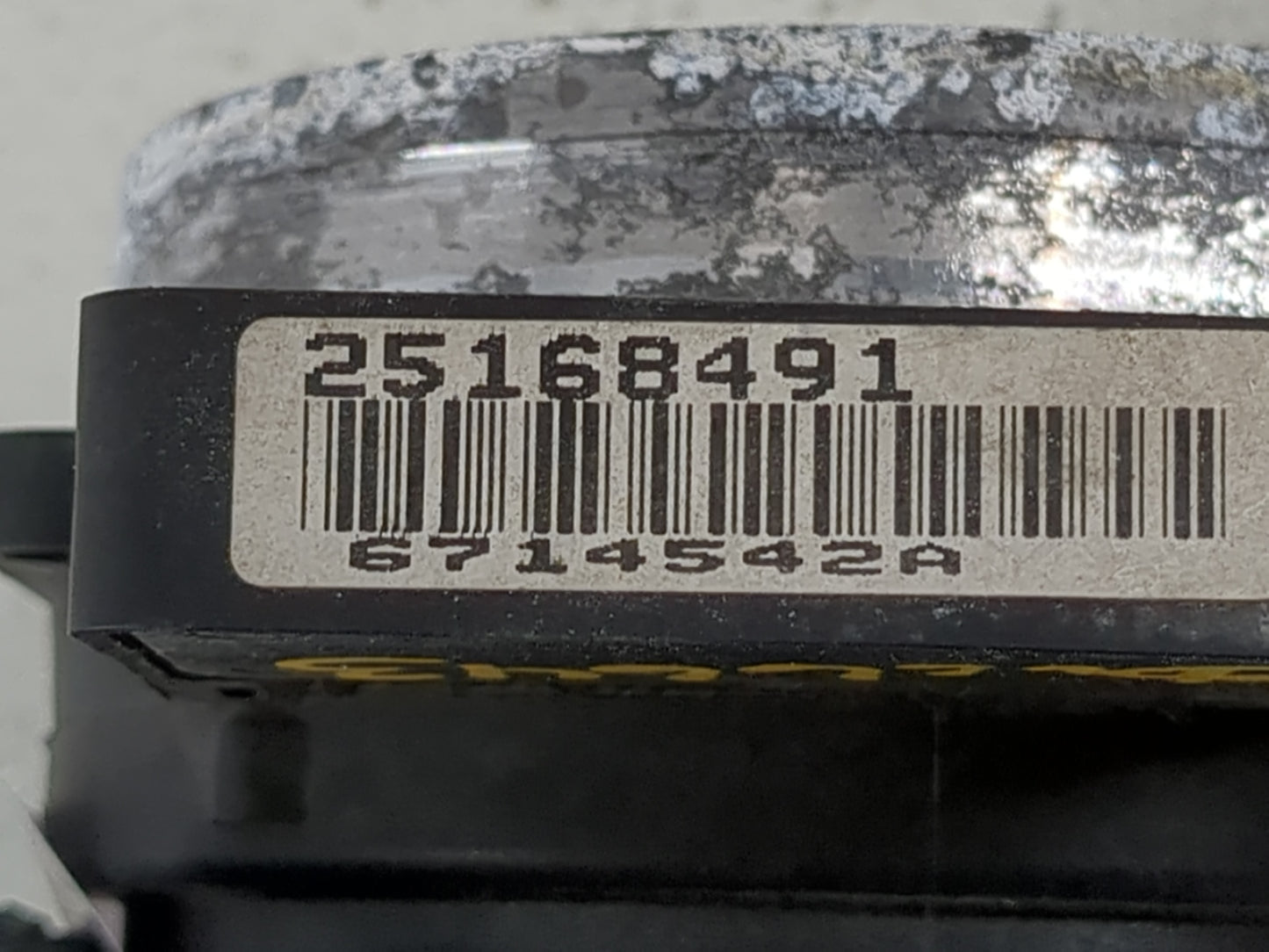 2002-2006 Chevrolet Avalanche 1500 Mass Air Flow Meter Maf - Oemusedautoparts1.com