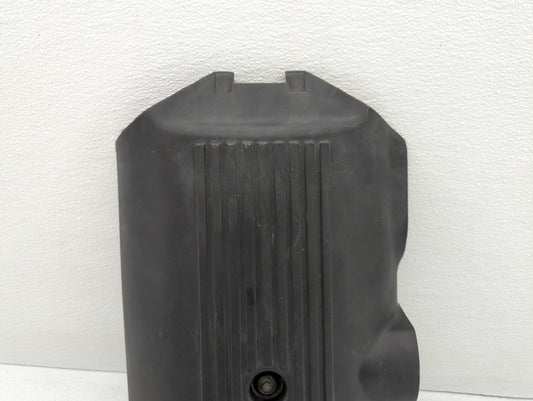 2005 Chevrolet Avalanche 1500 Engine Cover