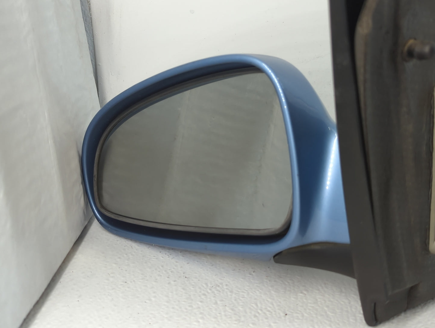 2004-2005 Chevrolet Aveo Driver Side View Mirror - Left Door Mirror OEM Used - Oemusedautoparts1.com