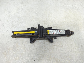 2005 Chevrolet Cobalt Spare Scissor Car Jack