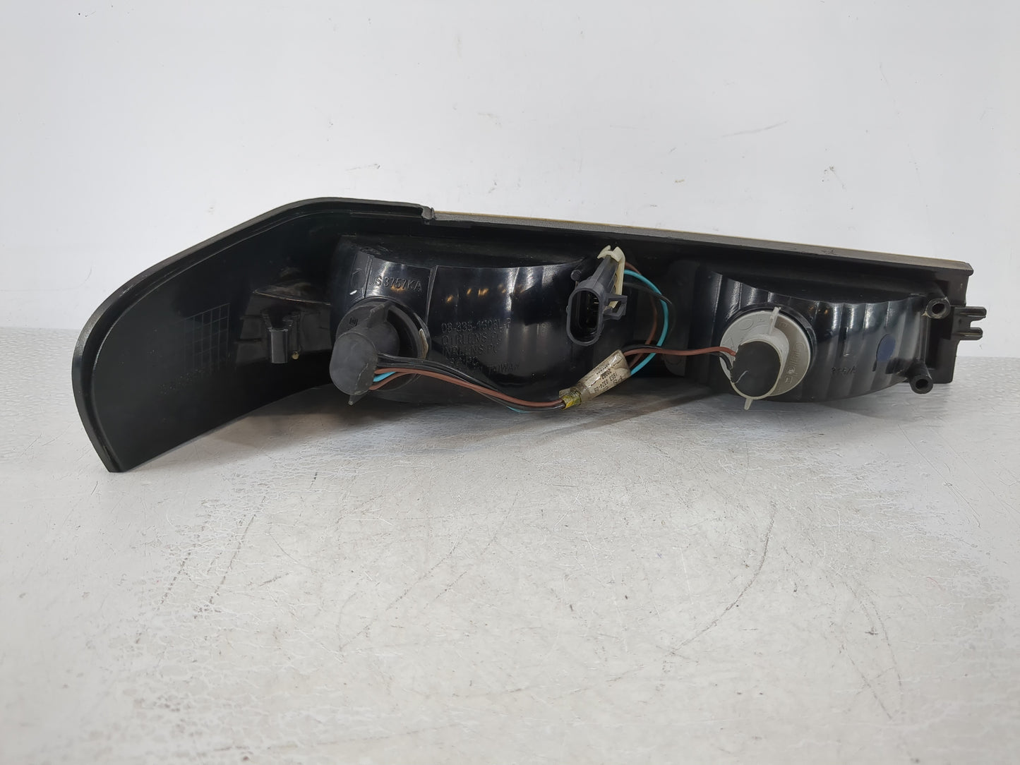 2005 Chevrolet Colorado Driver Left Oem Head Light Headlight Lamp - Oemusedautoparts1.com