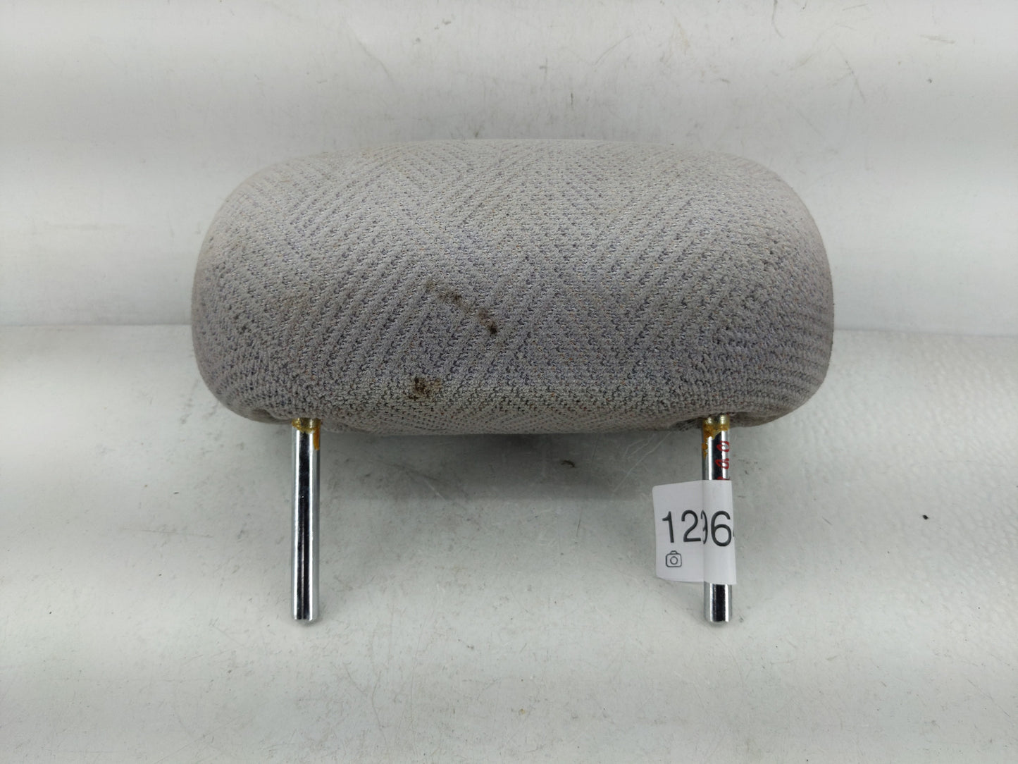 2005 Chevrolet Impala Headrest Head Rest Rear Seat Fits OEM Used Auto Parts - Oemusedautoparts1.com