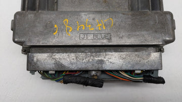 2003-2005 Chevrolet Impala PCM Engine Control Computer ECU ECM PCU OEM P/N:89017736 12583827, 09360210 Fits Fits 2003 2004 2005 OEM Used Auto Parts