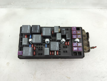 2005 Chevrolet Malibu Fusebox Fuse Box Panel Relay Module P/N:15496357 Fits OEM Used Auto Parts