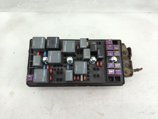 2005 Chevrolet Malibu Fusebox Fuse Box Panel Relay Module P/N:15496357 Fits OEM Used Auto Parts