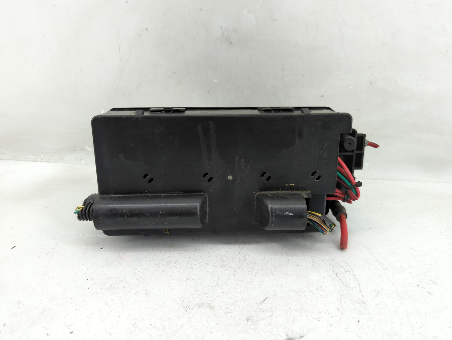 2005 Chevrolet Malibu Fusebox Fuse Box Panel Relay Module P/N:15496357 Fits OEM Used Auto Parts - Oemusedautoparts1.com