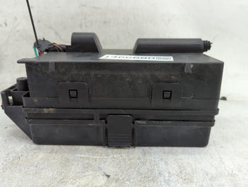 2005 Chevrolet Malibu Fusebox Fuse Box Panel Relay Module Fits OEM Used Auto Parts