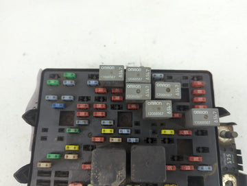 2003-2005 Chevrolet Silverado Fusebox Fuse Box Panel Relay Module P/N:15177120-01 Fits Fits 2003 2004 2005 2006 OEM Used Auto Parts