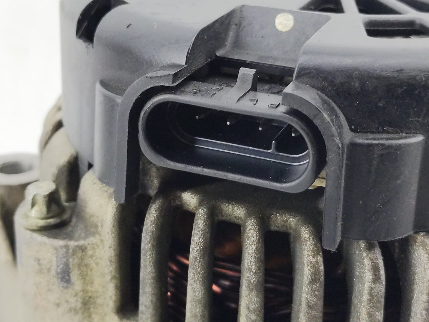 2002-2005 Chevrolet Silverado 1500 Alternator Replacement Generator Charging Assembly Engine OEM P/N:45755616 Fits OEM Used