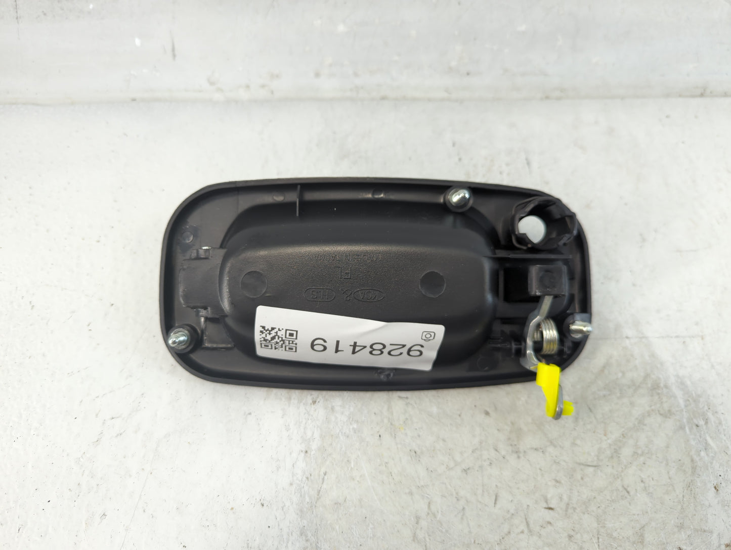 2005 Chevrolet Silverado 1500 Hood Latch Assembly - Oemusedautoparts1.com