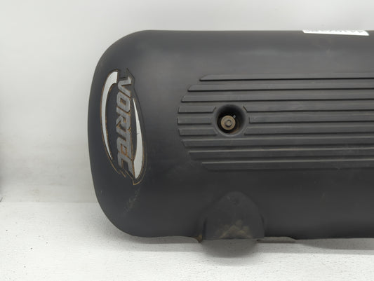2005 Chevrolet Silverado 2500 Engine Cover