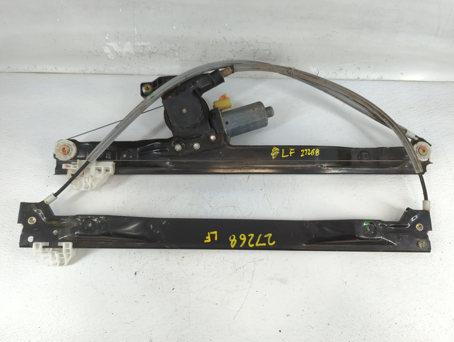 Chevrolet Trailbazer Ext Passenger Front Right Power Window Motor - Oemusedautoparts1.com