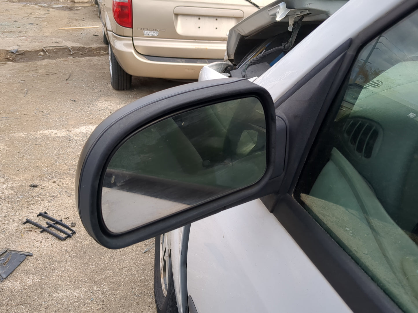 2002-2009 Chevrolet Trailblazer Side Mirror Replacement Driver Left View Door Mirror Fits OEM Used Auto Parts - Oemusedautop