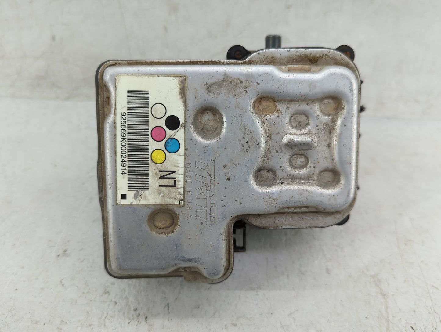 2004-2005 Chevrolet Trailblazer ABS Pump Control Module Replacement P/N:13567137 Fits Fits 2004 2005 OEM Used Auto Parts - O