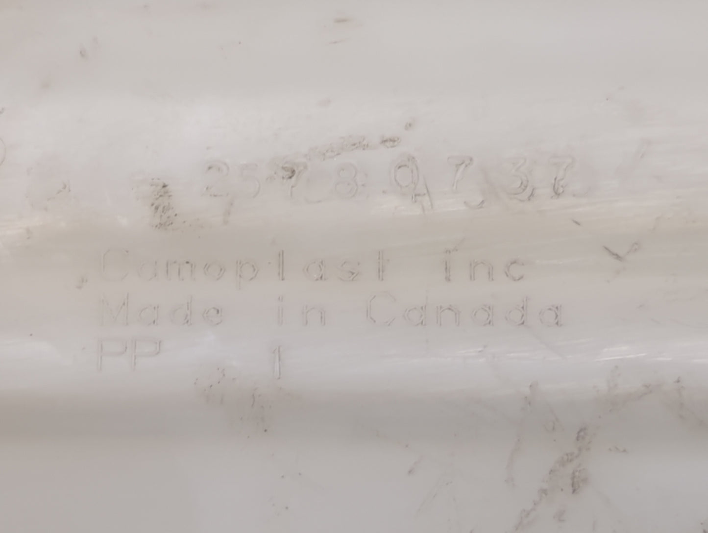 2002 Trailblazer Radiator Coolant Overflow Expansion Tank Bottle - Oemusedautoparts1.com