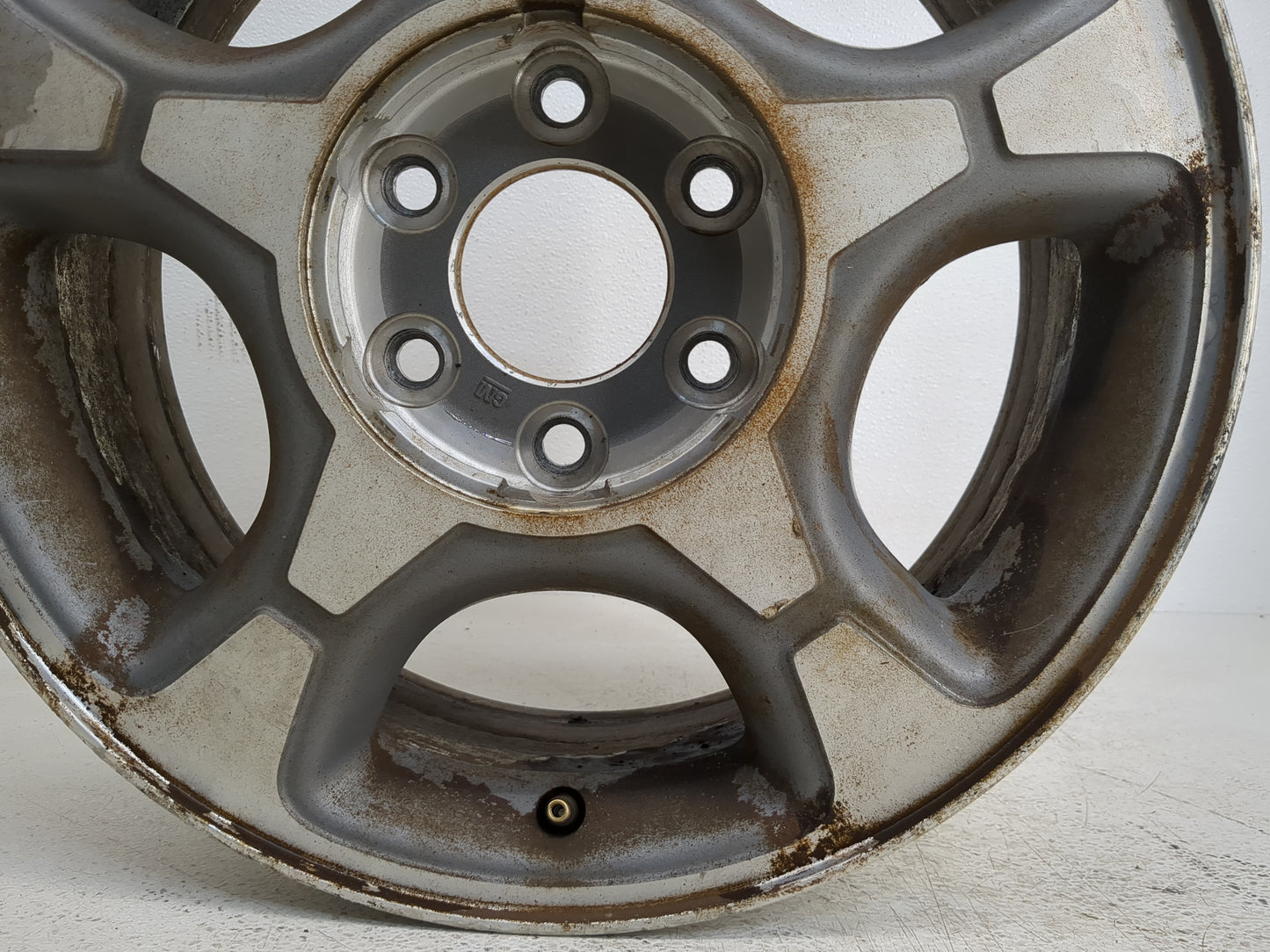 2004-2006 Chevrolet Trailblazer Ext Oem Wheel Rim 1227768 - Oemusedautoparts1.com