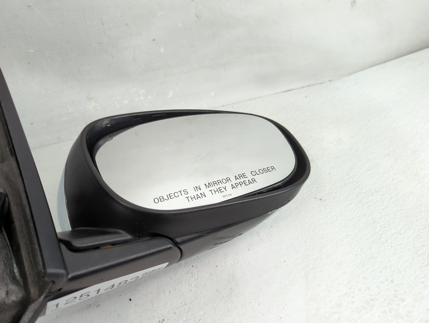2005-2010 Chrysler 300 Side Mirror Replacement Passenger Right View Door Mirror P/N:E11015628 Fits OEM Used Auto Parts - Oem