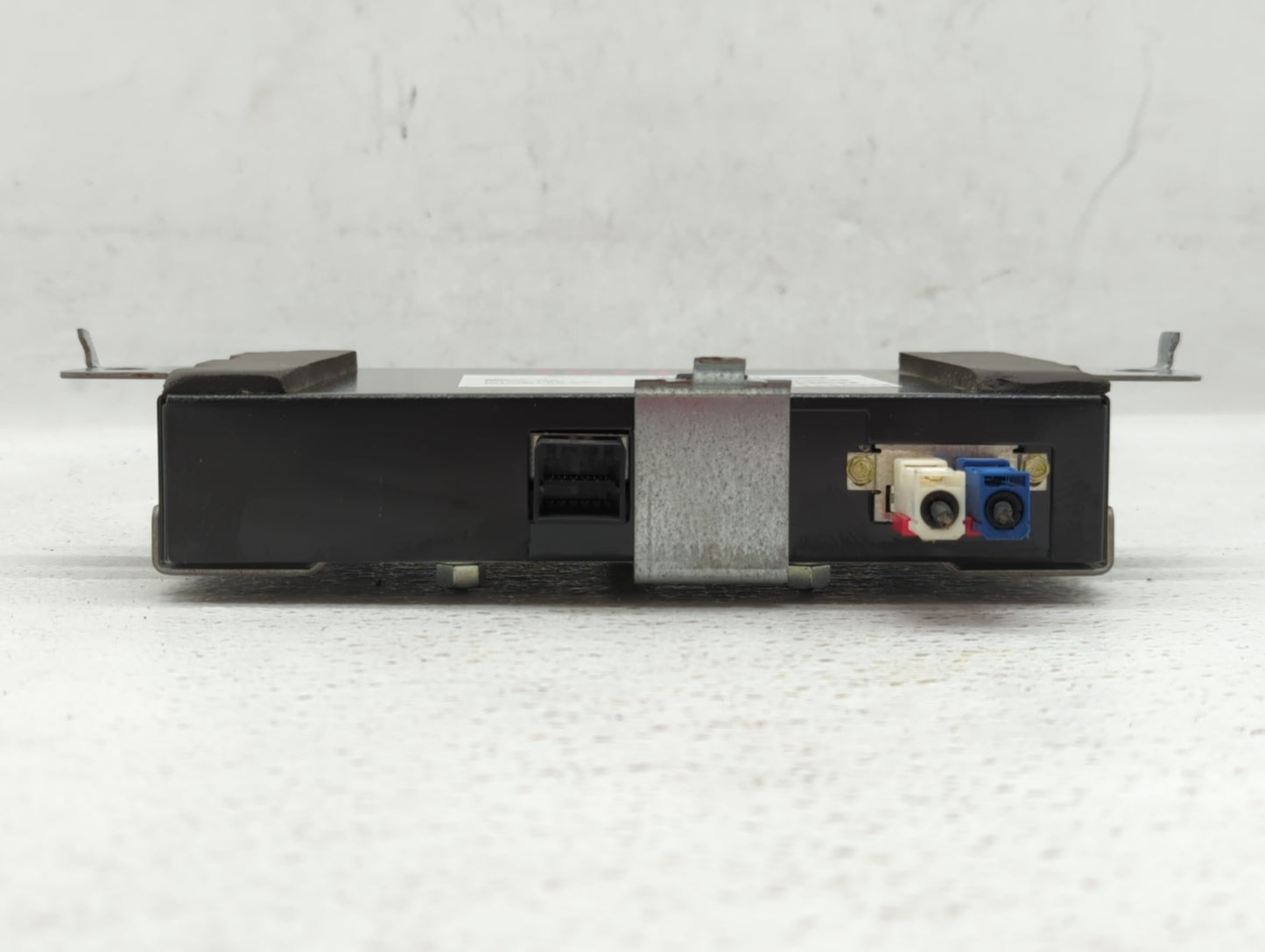 2005-2006 Chrysler 300 Radio AM FM Cd Player Receiver Replacement P/N:05064002AJ Fits Fits 2005 2006 2007 2008 OEM Used Auto