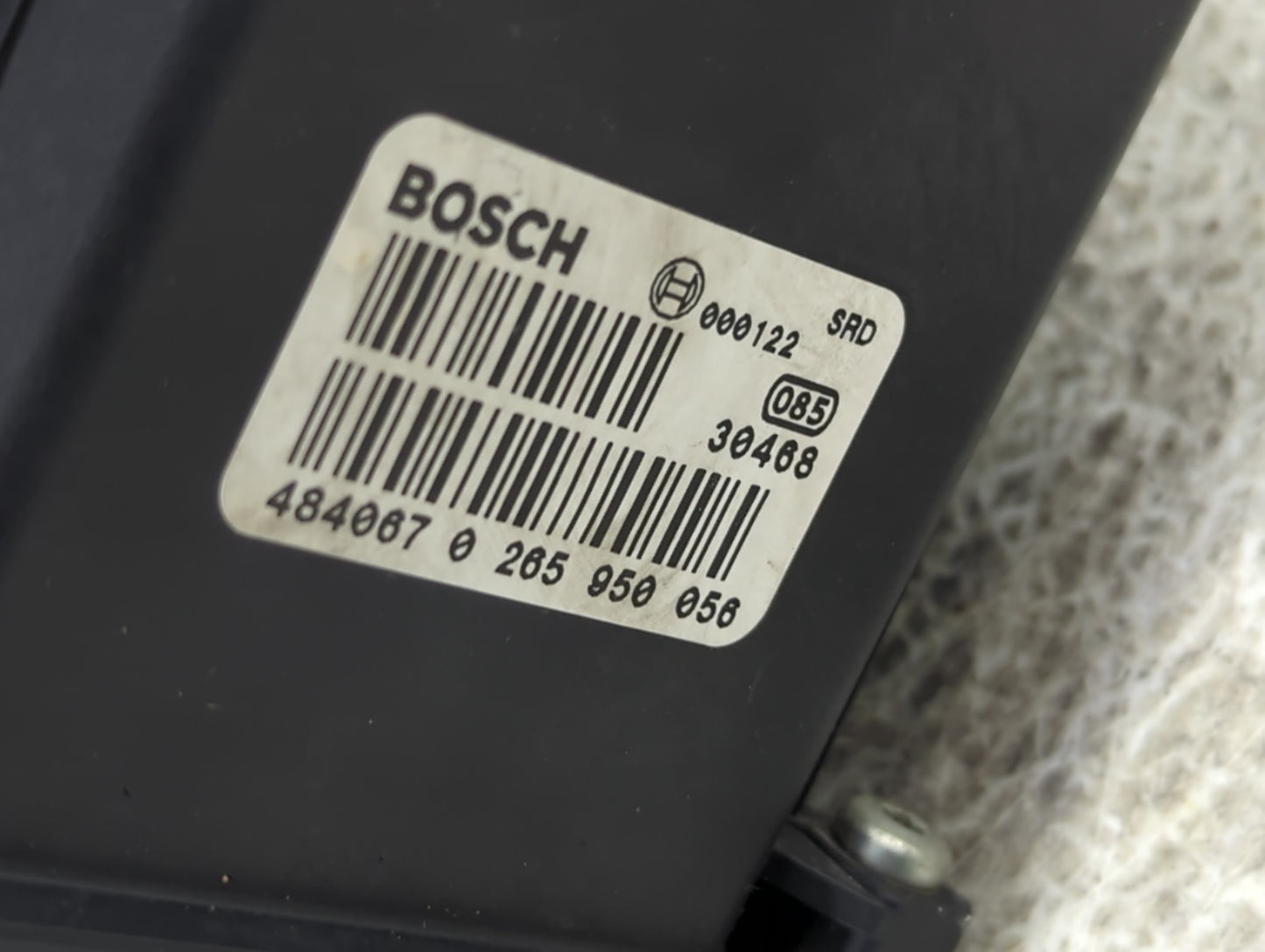 2005 Chrysler 300c Anti-Lock Brake ABS Pump Module Actuator OEM P/N:P04779212AG Fits Fits 2006 2007 OEM Used Auto Parts - Oe