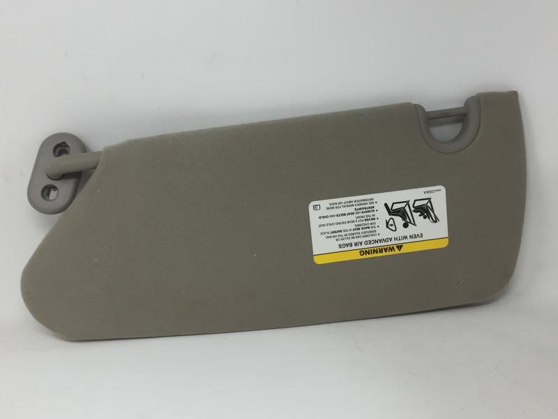 2005 Chrysler Pacifica Sun Visor Shade Replacement Passenger Right Mirror Fits Fits 2004 2006 OEM Used Auto Parts - Oemuseda
