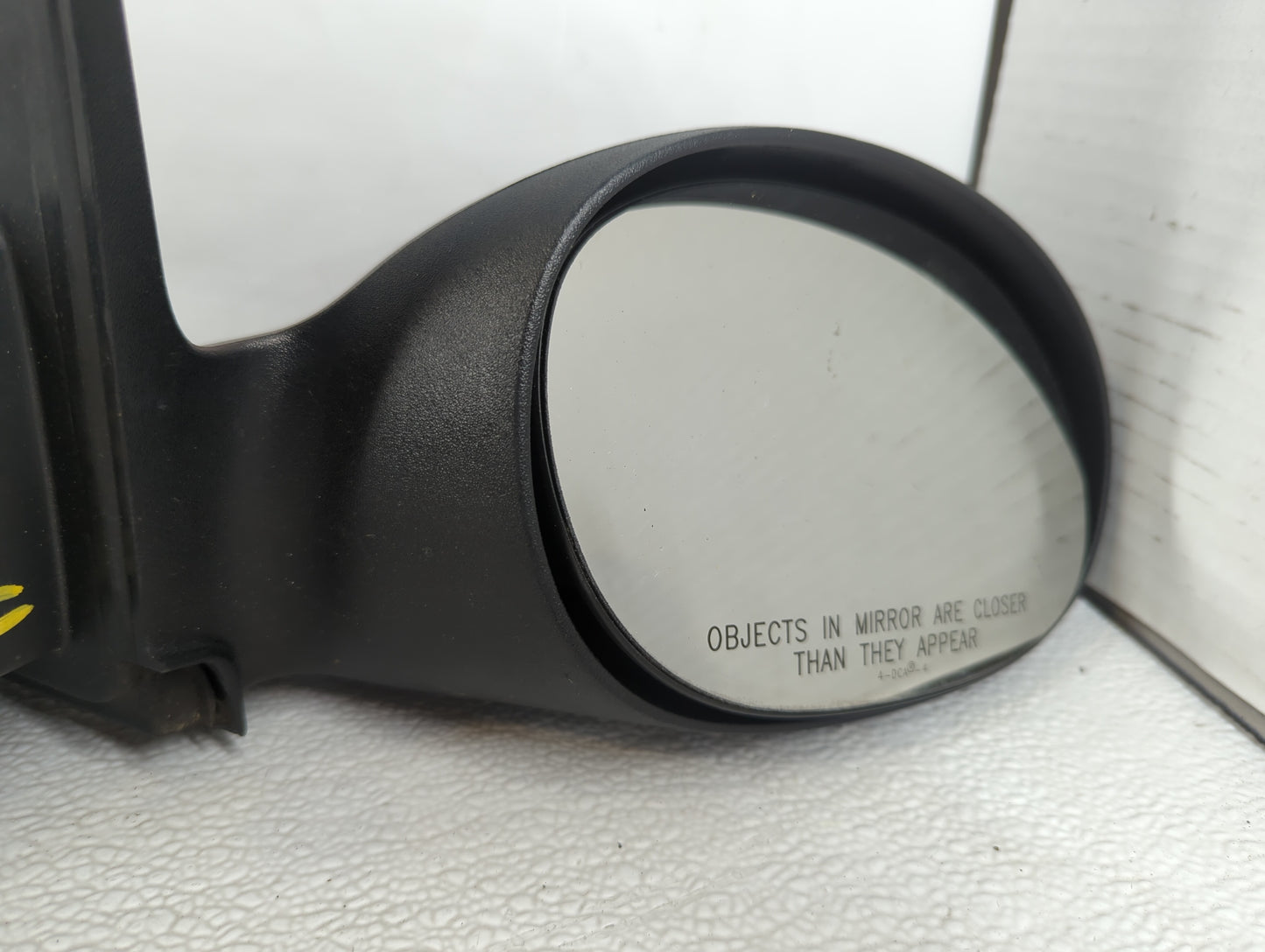 2005 Chrysler Pt Cruiser Passenger Side View Mirror - Right Door Mirror OEM Used - Oemusedautoparts1.com