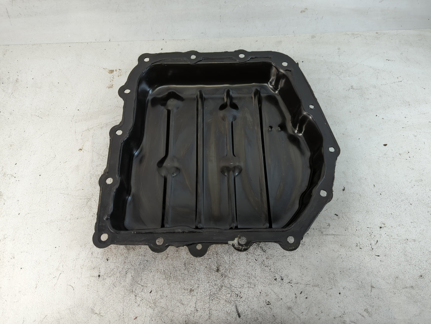 2003-2010 Chrysler Pt Cruiser Engine Oil Pan Fits Fits 2003 2004 2005 2006 2007 2008 2009 2010 OEM Used Auto Parts - Oemused