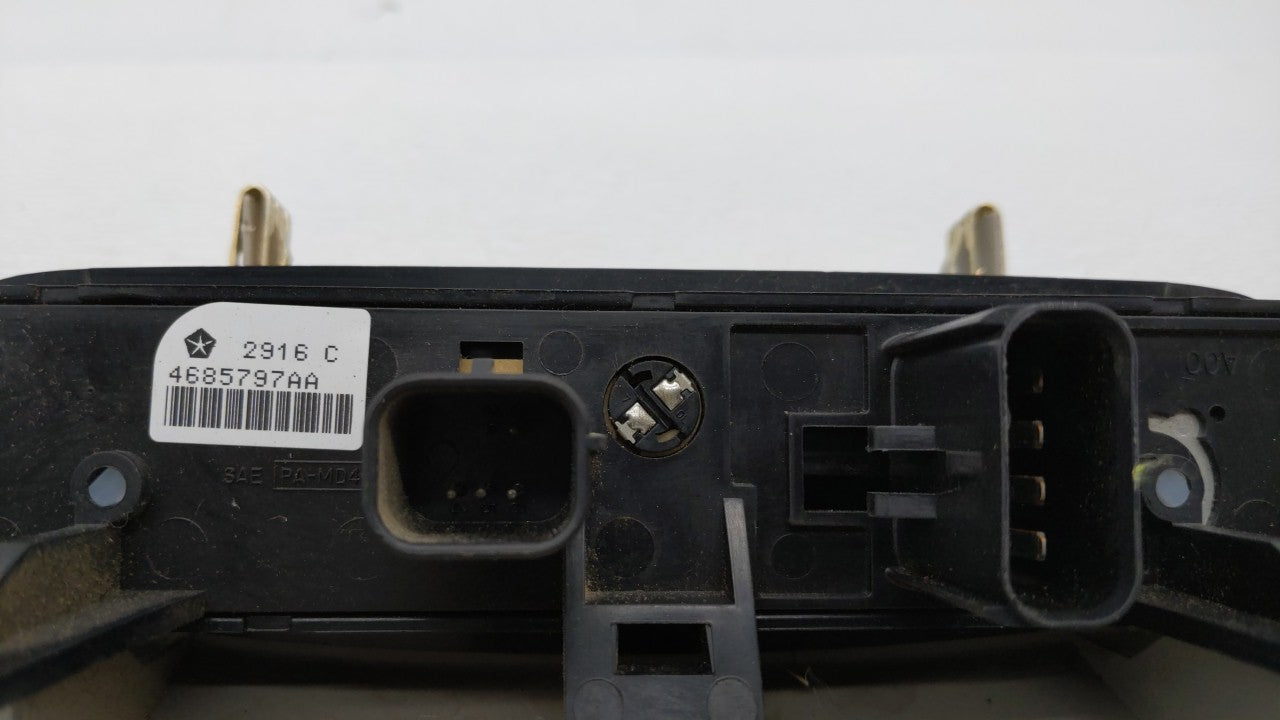 2001-2007 Dodge Caravan Climate Control Module Temperature AC/Heater Replacement P/N:4685797AA Fits OEM Used Auto Parts - Oe