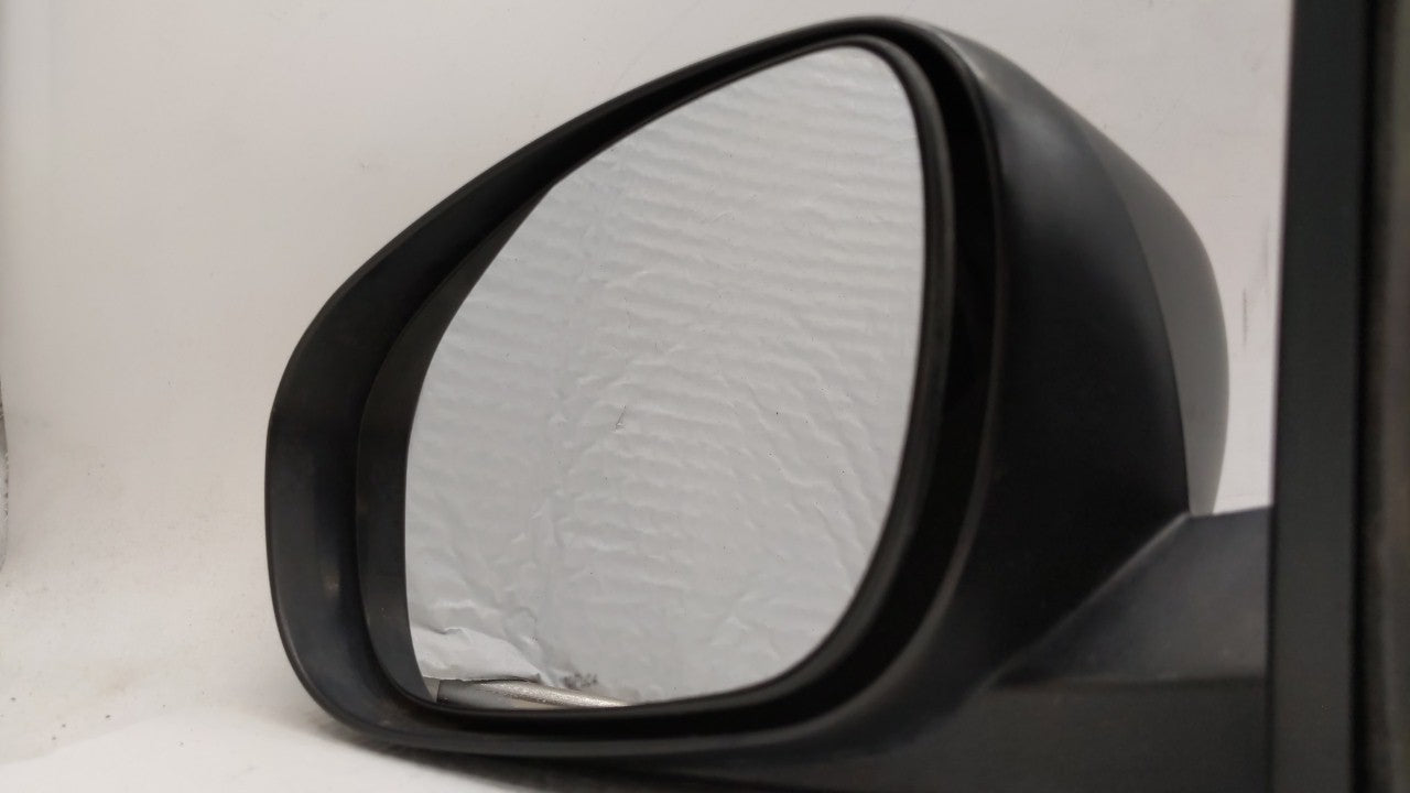 2005-2008 Dodge Magnum Driver Side View Mirror - Left Door Mirror OEM Used - Oemusedautoparts1.com