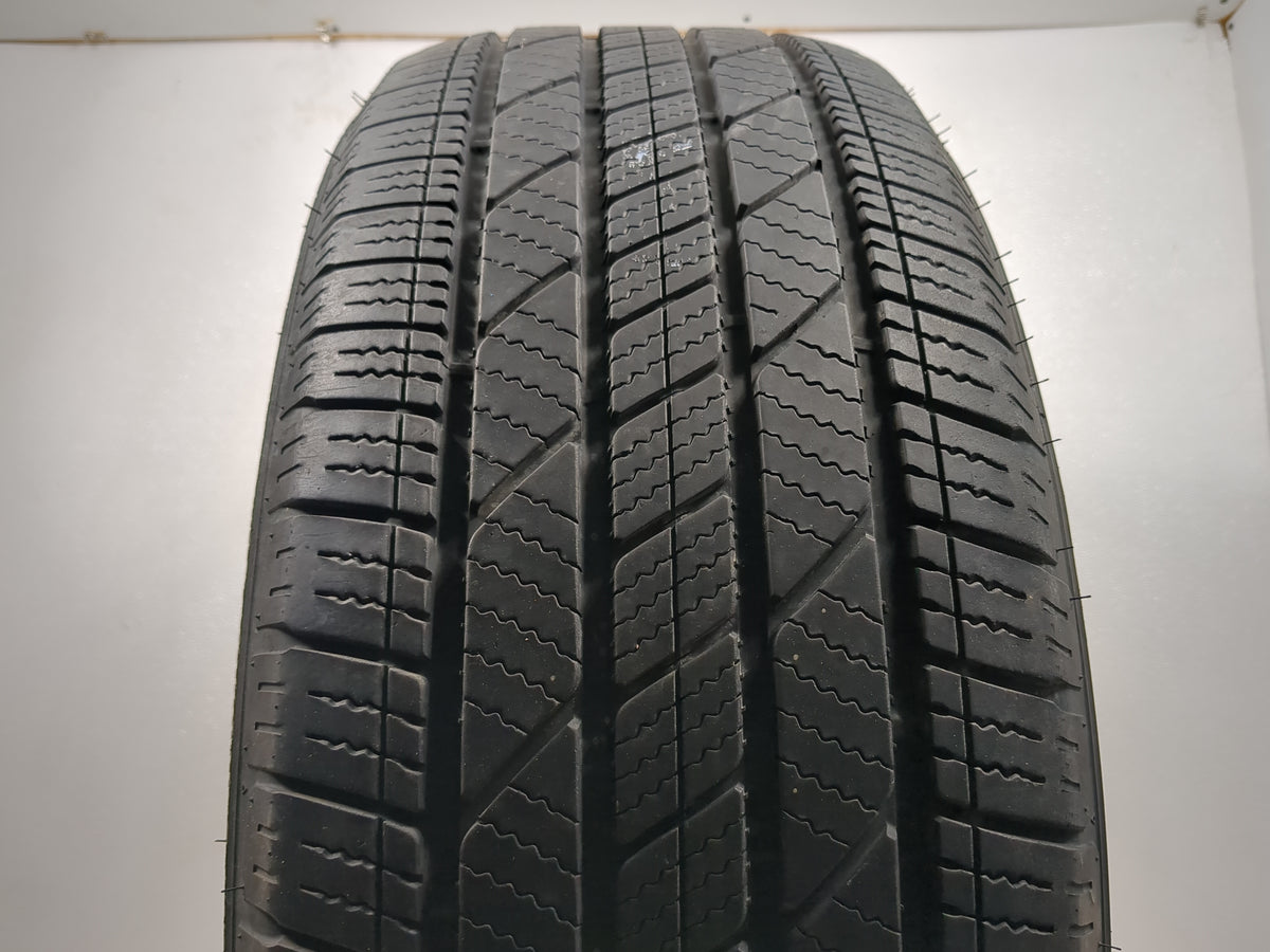 Used Tire 275/60R20 BRIDGESTONE DUELER LX 115T - Tread Depth 8/32 - Oemusedautoparts1.com