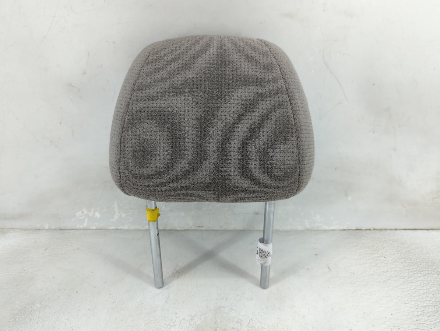 2003-2005 Ford Crown Victoria Headrest Head Rest Front Driver Seat Grey - Oemusedautoparts1.com