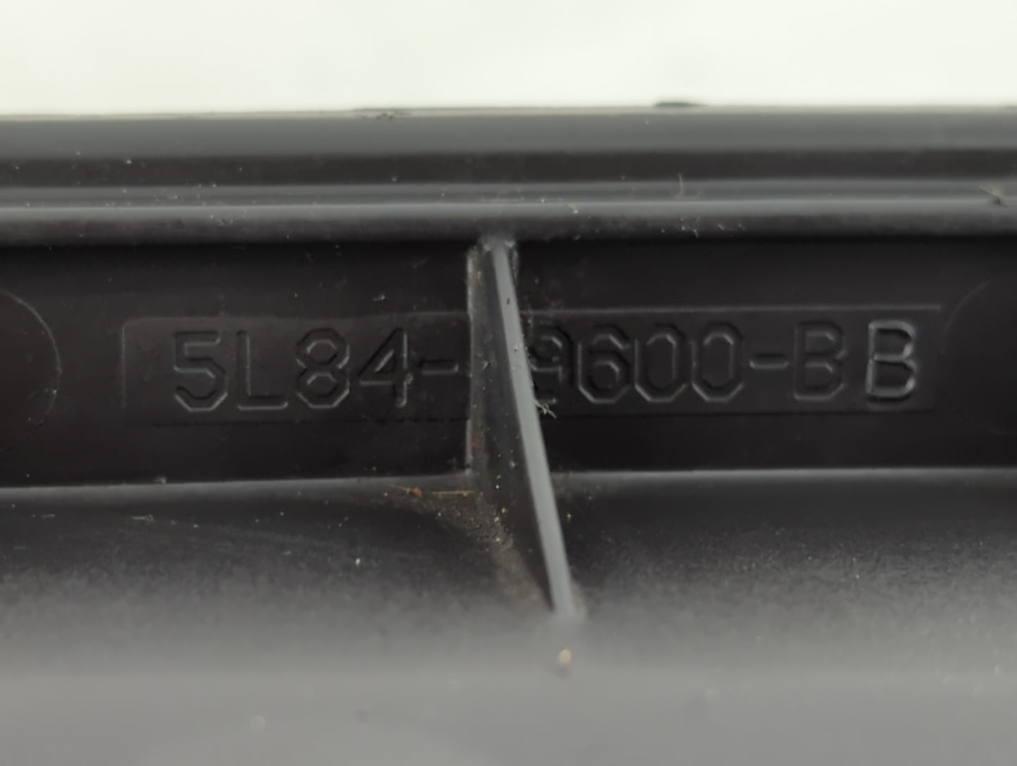 2005-2007 Ford Escape Air Cleaner Intake-duct Hose Tube - Oemusedautoparts1.com